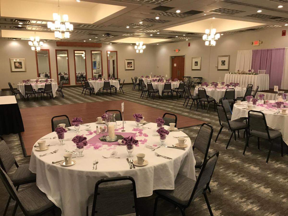 Holiday Inn Martinsburg By Ihg Zewnętrze zdjęcie