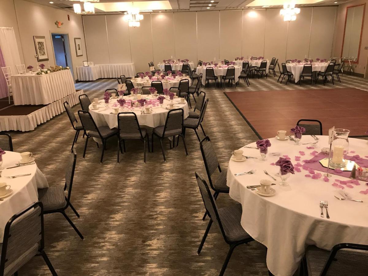 Holiday Inn Martinsburg By Ihg Zewnętrze zdjęcie